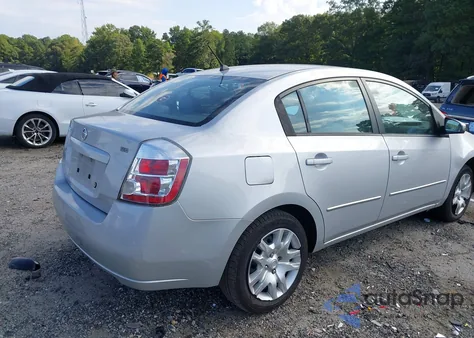2009 Nissan Sentra 2.0S z USA, uszkodzony, nr VIN 3N1AB61E09L670596